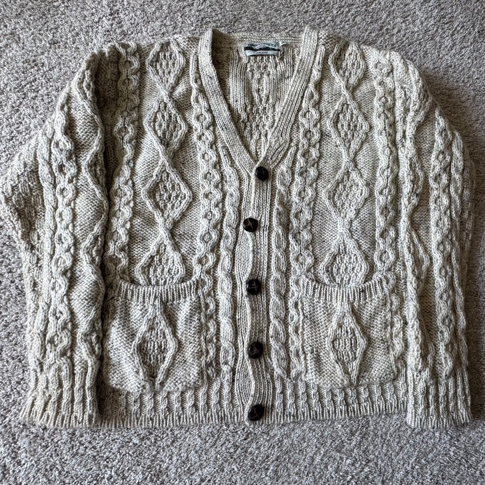 ❤️ VINTAGE ARAN CRAFTS IRISH WOOL CARDIGAN CHUNKY CABLE KNIT SWEATER IRELAND